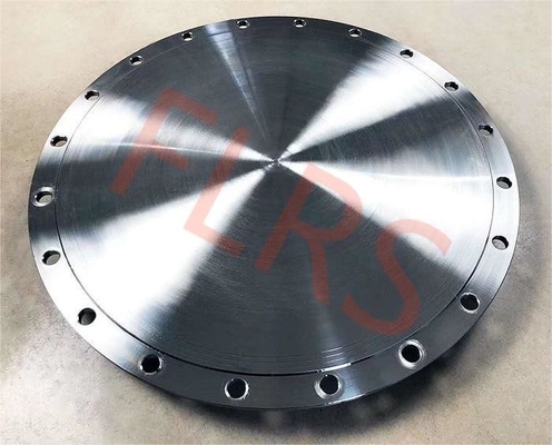 Recozer e normalizar flanges da tubulação pintaram o tamanho preto da polegada de 1/2 a 24 polegadas ASME padrão B16.5