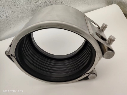 Parada de Vazamentos Facilitada com Abraçadeira de Reparo de Vazamento de Tubulação com Revestimento NBR, Sem Pressão e Sem Solda