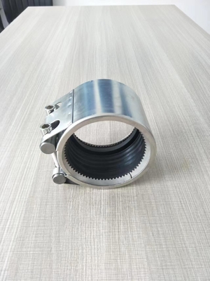 Tipo de acoplamento de tubulação única/aperto de pinça Material de aço inoxidável SS316+NBR DN150