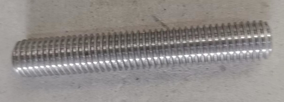 ASME B18.31.1M Cerrada de acabamento simples padrão com fios completos para flanges de aço